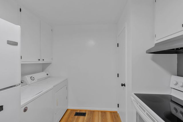 3638 Estes Rd, Nashville, TN 37215