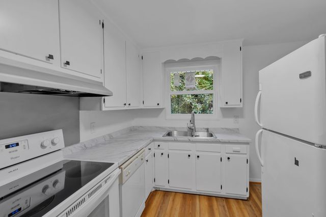 3638 Estes Rd, Nashville, TN 37215