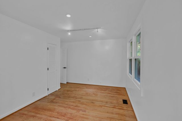 3638 Estes Rd, Nashville, TN 37215