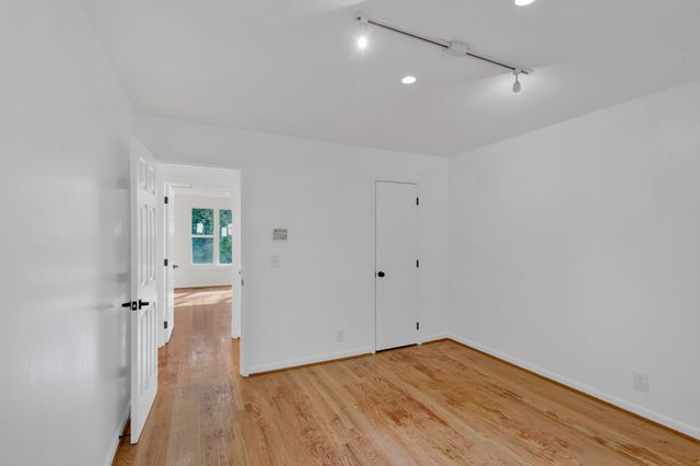 3638 Estes Rd, Nashville, TN 37215