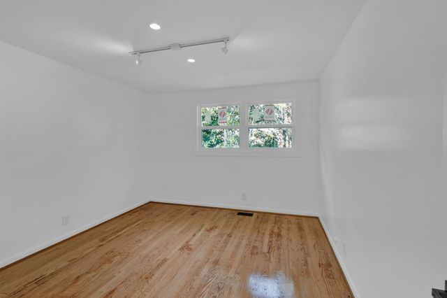 3638 Estes Rd, Nashville, TN 37215