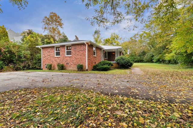 3638 Estes Rd, Nashville, TN 37215