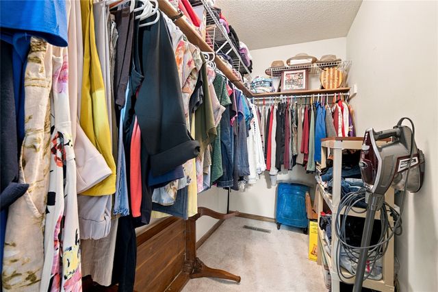 725 NE 9th Street, Ankeny, IA 50021