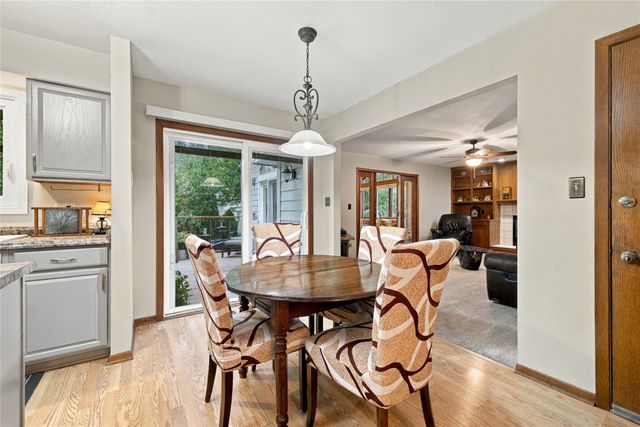 725 NE 9th Street, Ankeny, IA 50021