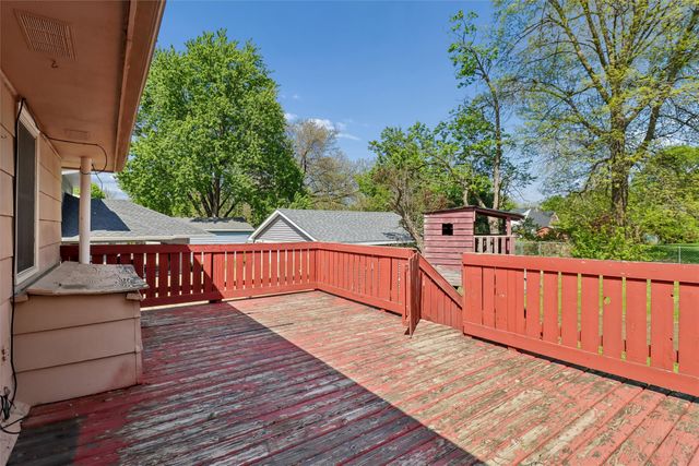 2807 54th Street, Des Moines, IA 50310