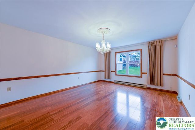 3127 South 4th Avenue, Whitehall Twp, PA 18052