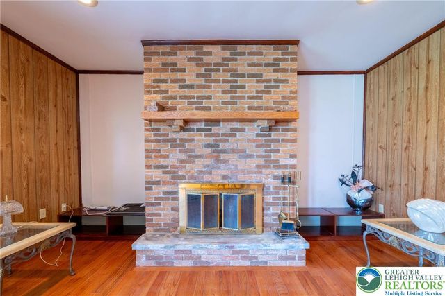 3127 South 4th Avenue, Whitehall Twp, PA 18052