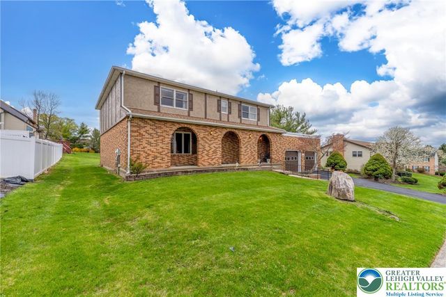 3127 South 4th Avenue, Whitehall Twp, PA 18052