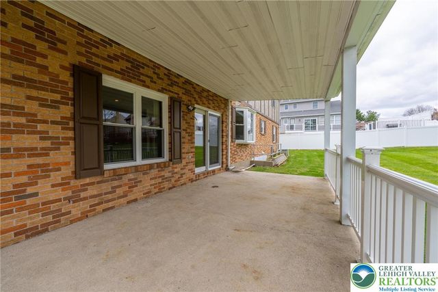 3127 South 4th Avenue, Whitehall Twp, PA 18052