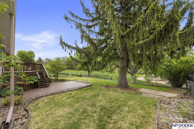 2115 S 38 Street, Omaha, NE 68105