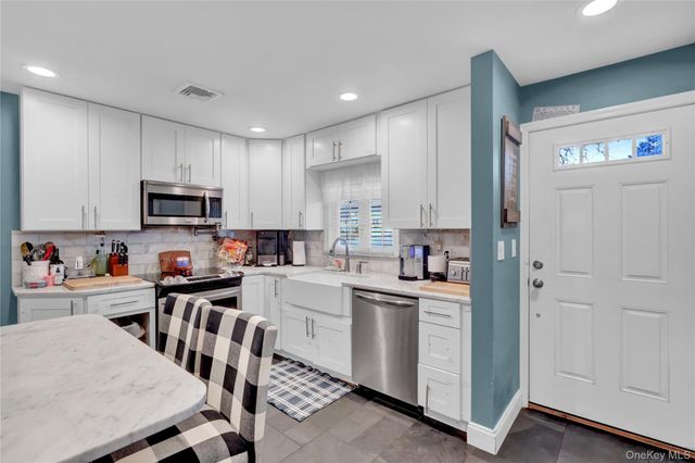 505 Sand Hill Road, Wantagh, NY 11793