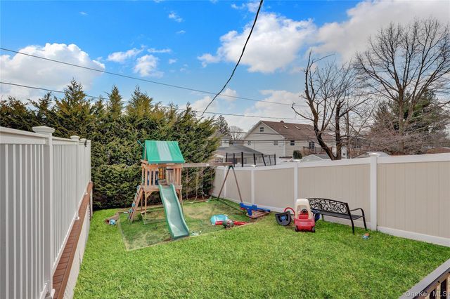 505 Sand Hill Road, Wantagh, NY 11793