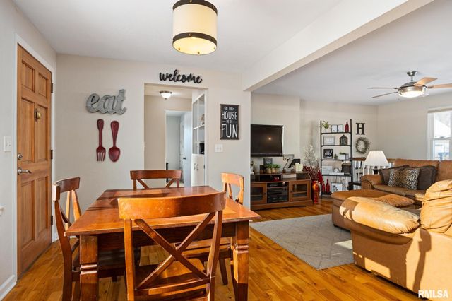 1809 SPRINGFIELD Road, East Peoria, IL 61611