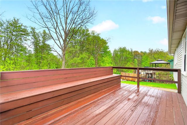113 Redbud Dr, Chippewa Twp, PA 15010