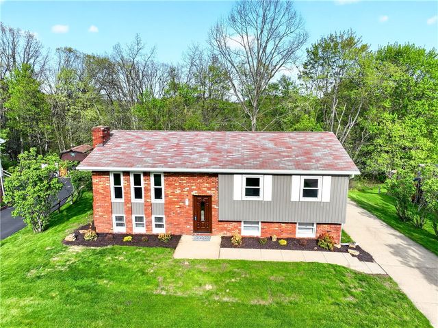 113 Redbud Dr, Chippewa Twp, PA 15010