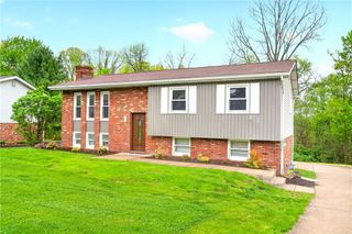 113 Redbud Dr, Chippewa Twp, PA 15010