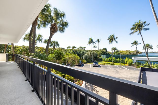 3140 S Ocean Boulevard 101s, Palm Beach, FL 33480