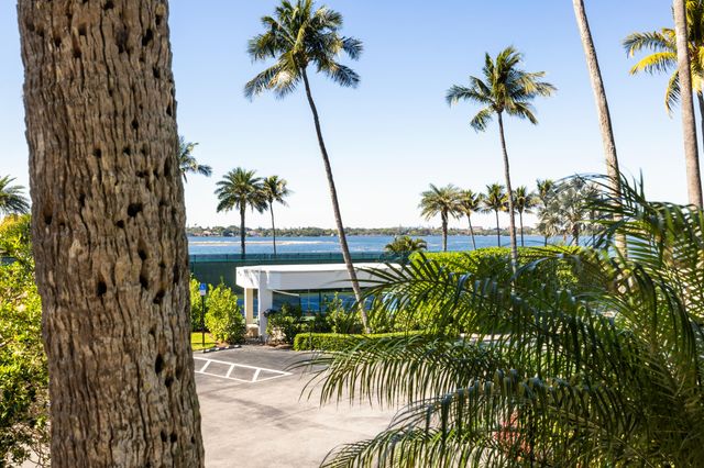 3140 S Ocean Boulevard 101s, Palm Beach, FL 33480