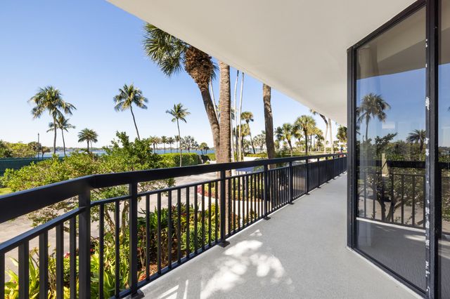 3140 S Ocean Boulevard 101s, Palm Beach, FL 33480