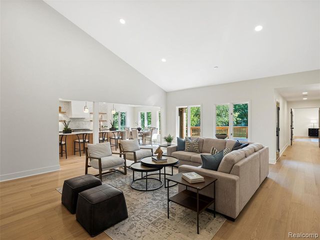 22463 Norfolk Court, Novi, MI 48374