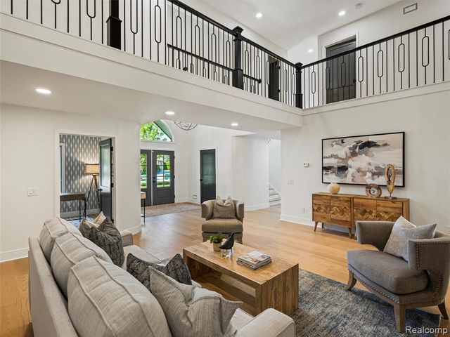 22463 Norfolk Court, Novi, MI 48374