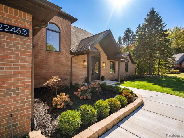 22463 Norfolk Court, Novi, MI 48374