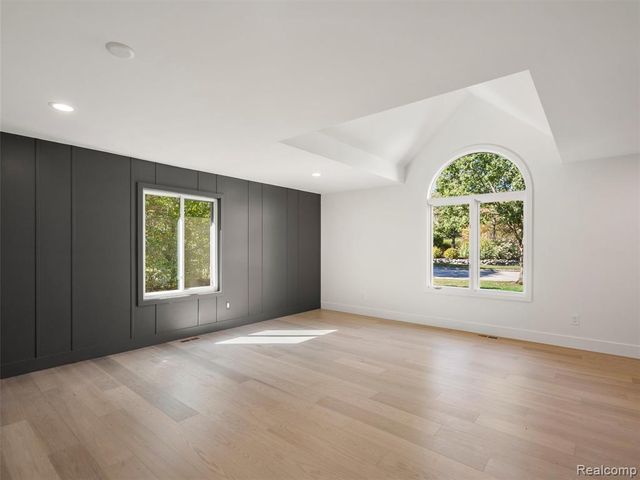 22463 Norfolk Court, Novi, MI 48374