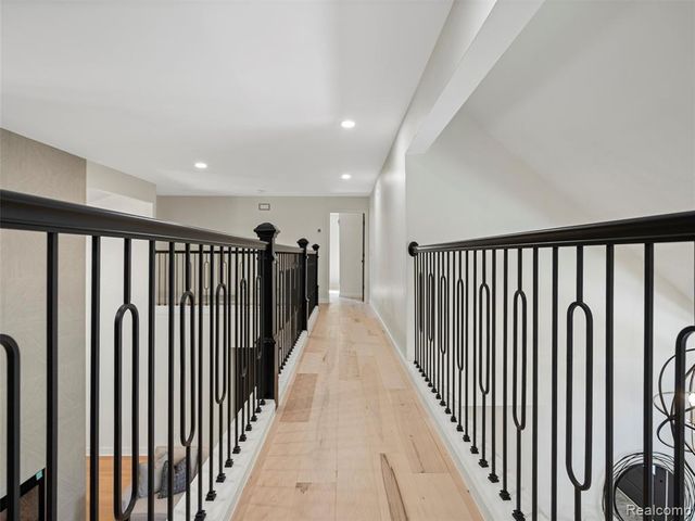 22463 Norfolk Court, Novi, MI 48374