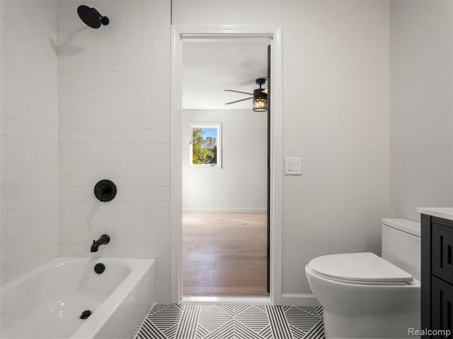 22463 Norfolk Court, Novi, MI 48374