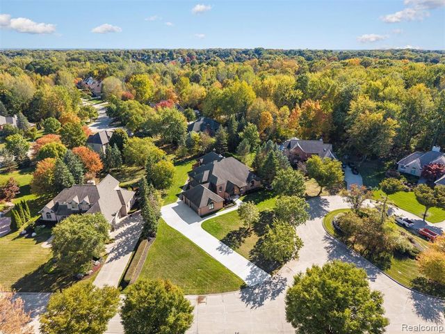 22463 Norfolk Court, Novi, MI 48374