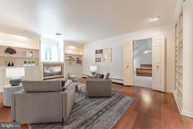 2323 SAINT PETERS RD, Pottstown, PA 19465