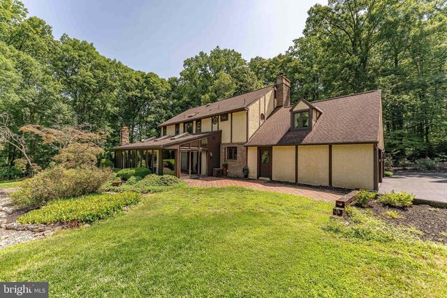 2323 SAINT PETERS RD, Pottstown, PA 19465