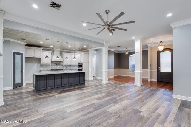 103 Piedmont Lane, Youngsville, LA 70592