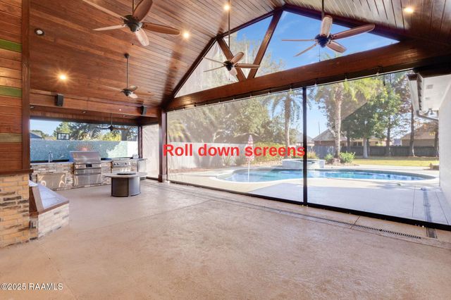 103 Piedmont Lane, Youngsville, LA 70592