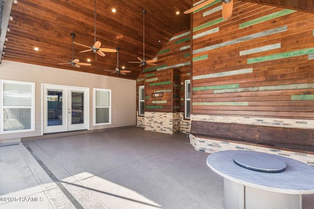 103 Piedmont Lane, Youngsville, LA 70592