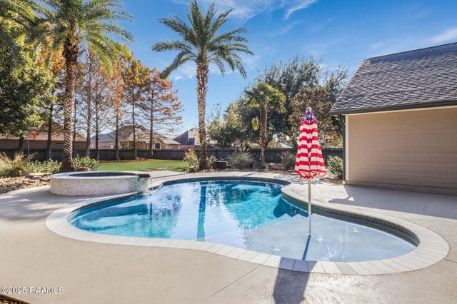 103 Piedmont Lane, Youngsville, LA 70592