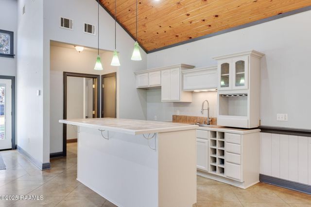 103 Piedmont Lane, Youngsville, LA 70592