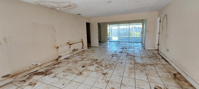 11351 NW 40th Place, Sunrise, FL 33323