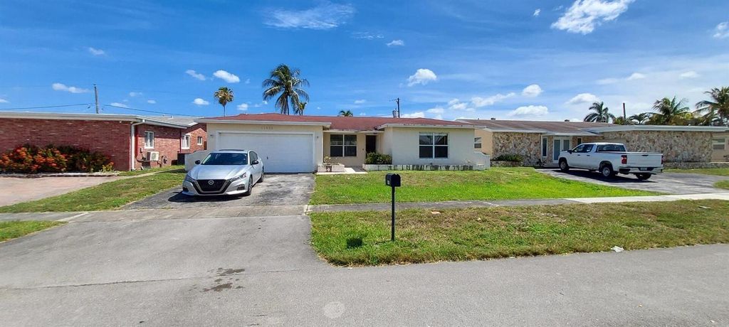 11351 NW 40th Place, Sunrise, FL 33323