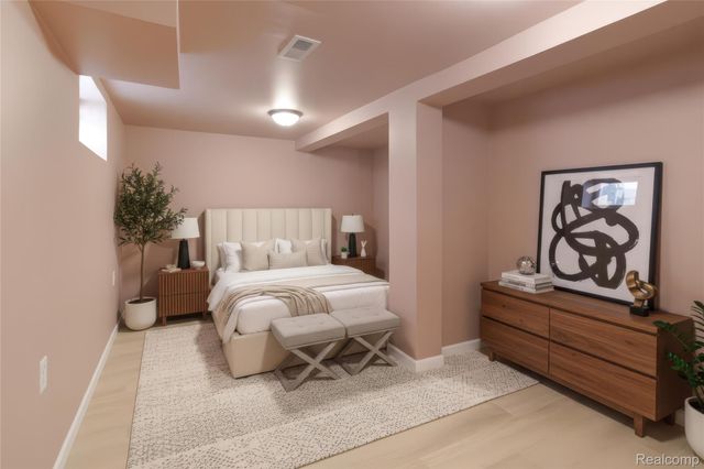 3440 E 10 Mile Mile Road, Warren, MI 48091