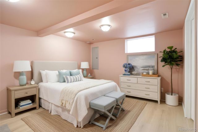 3440 E 10 Mile Mile Road, Warren, MI 48091