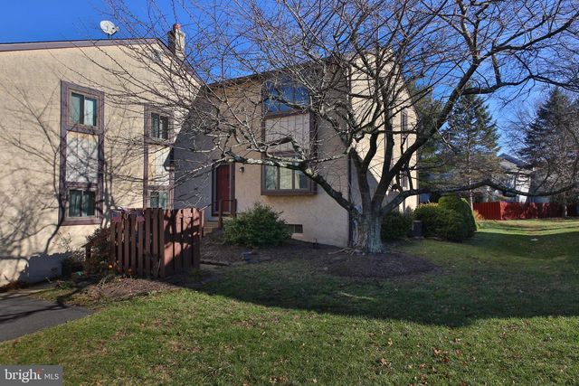 110 PALACE CT, Chalfont, PA 18914