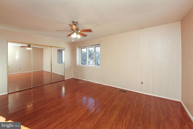 110 PALACE CT, Chalfont, PA 18914