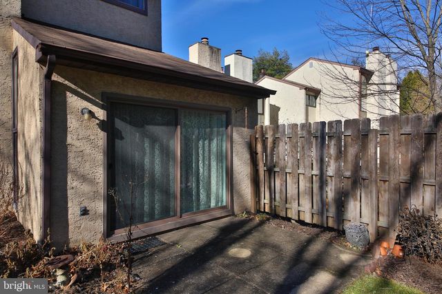 110 PALACE CT, Chalfont, PA 18914