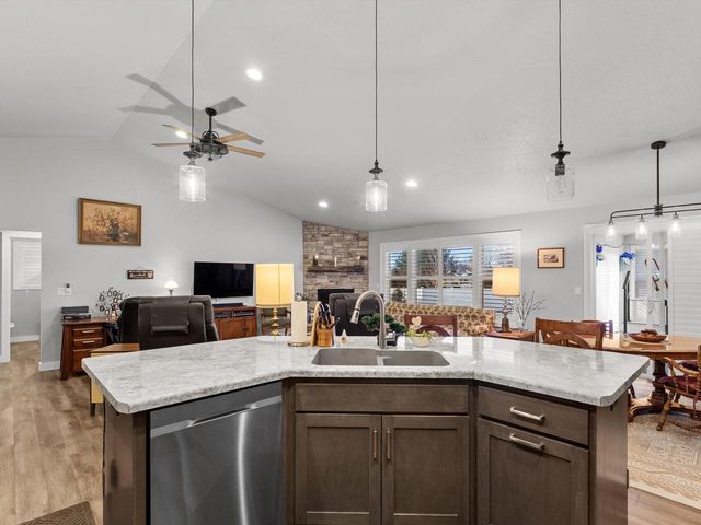 1625 Drusillas WAY, Green Bay, WI 54313