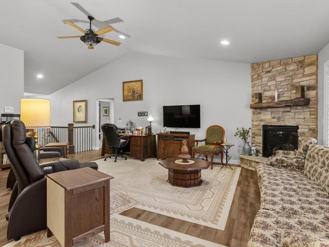 1625 Drusillas WAY, Green Bay, WI 54313