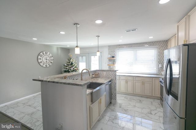 750 MILLER DR, Dover, DE 19901