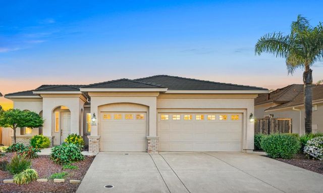 2033 Dorrington Dr, Roseville, CA 95661