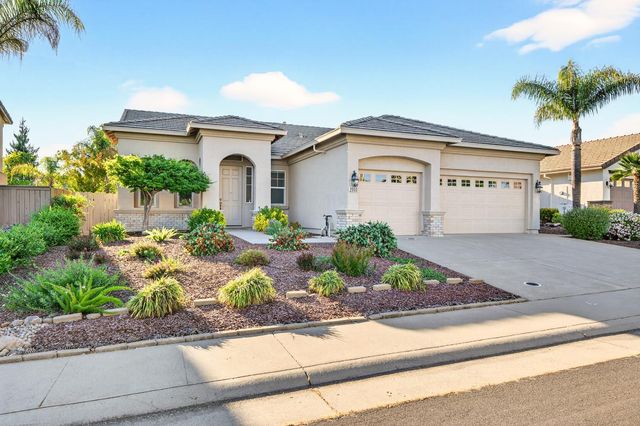 2033 Dorrington Dr, Roseville, CA 95661