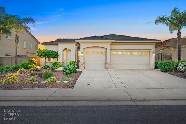 2033 Dorrington Dr, Roseville, CA 95661